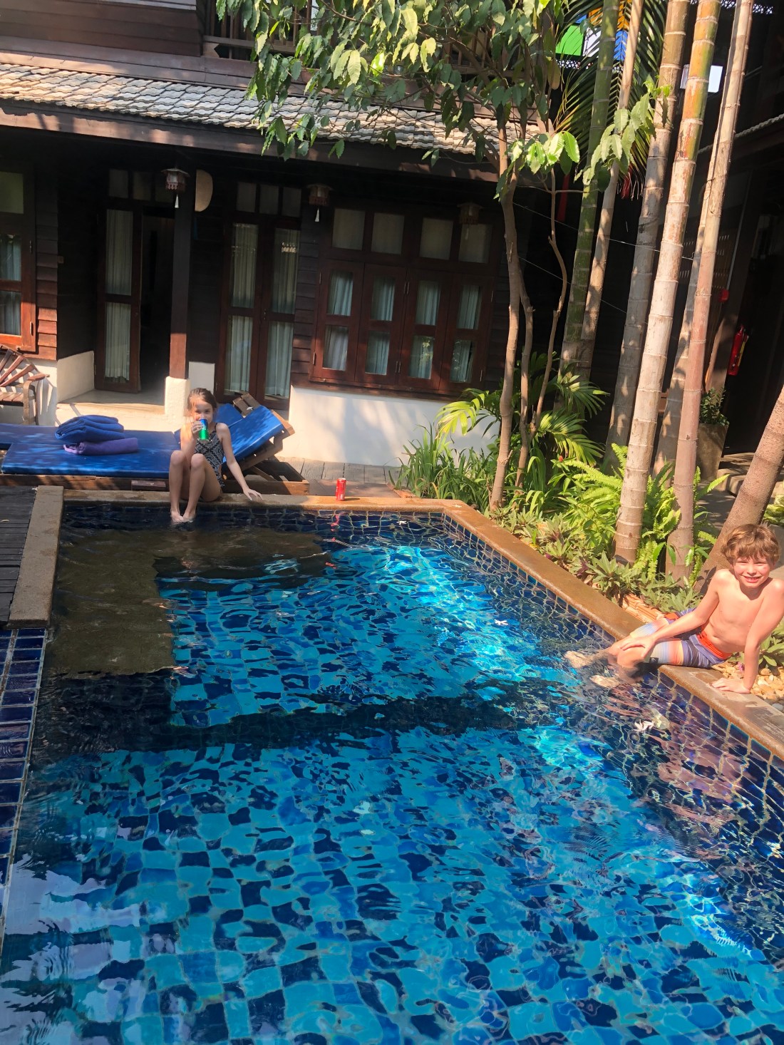 DhUoUBNxR9O6ErA7OnvHNw